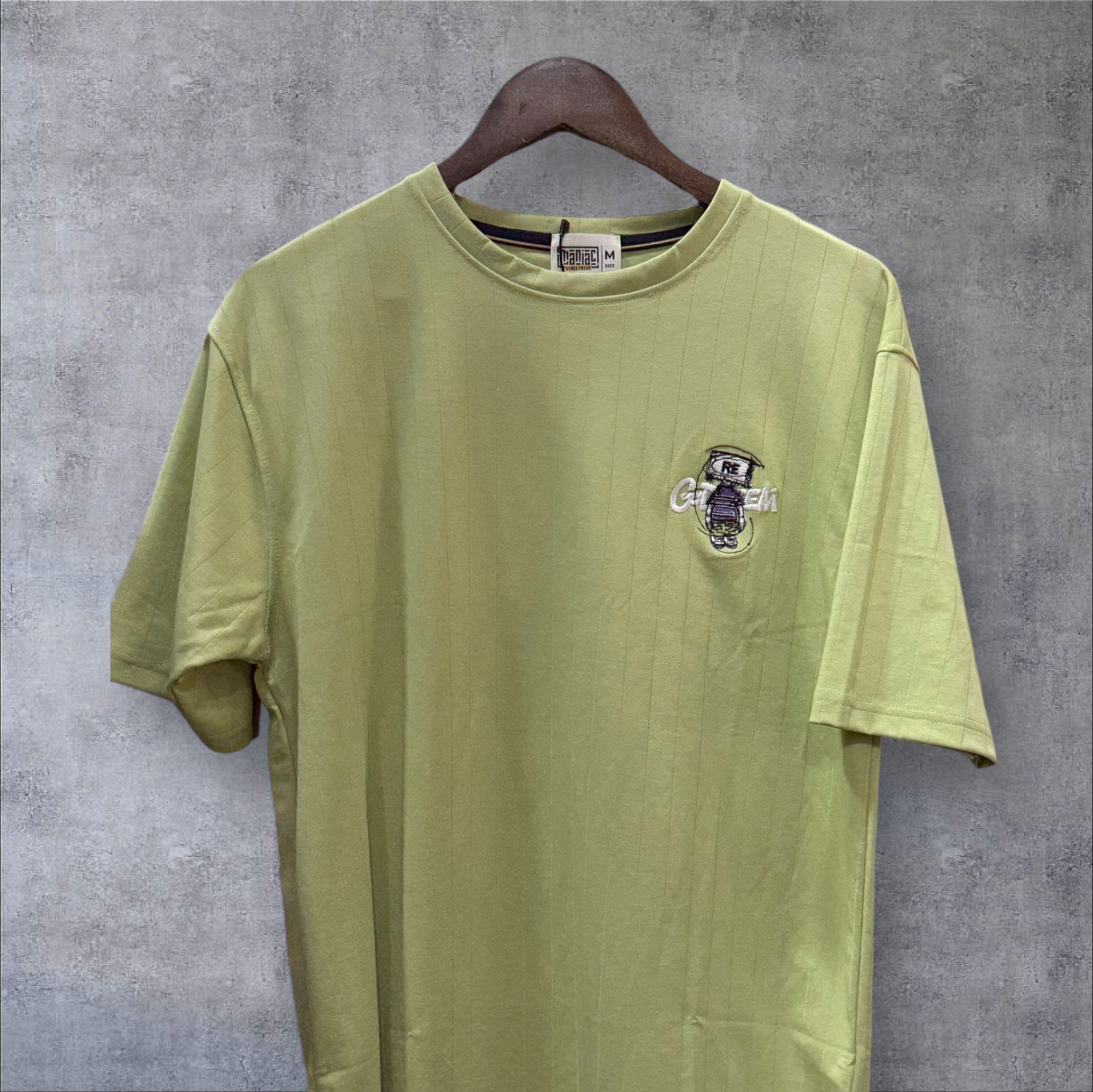 Graphic Print Oversized T-shirt (Dropshoulder) 2